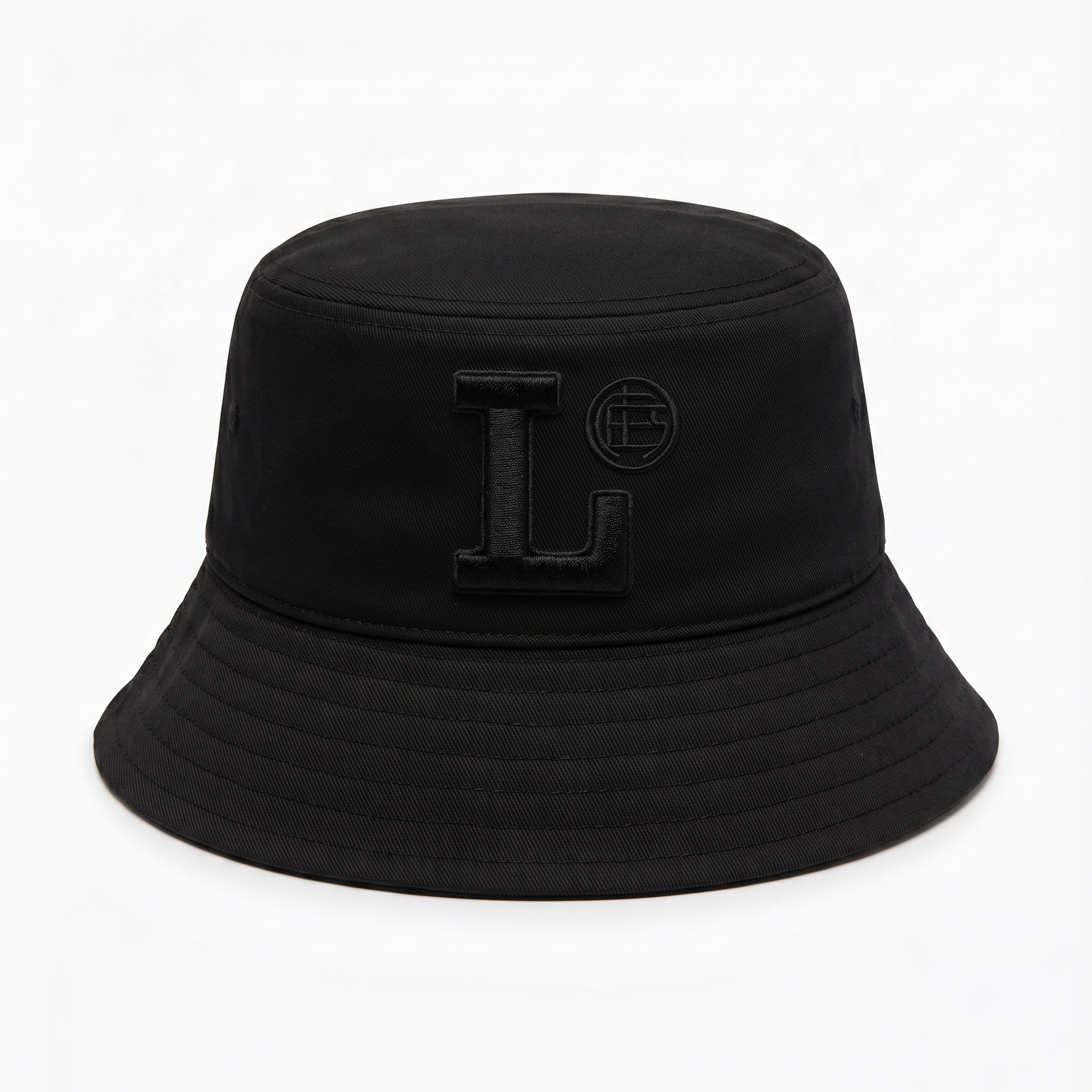 PILUSO "L" BORDADO NEGRO
