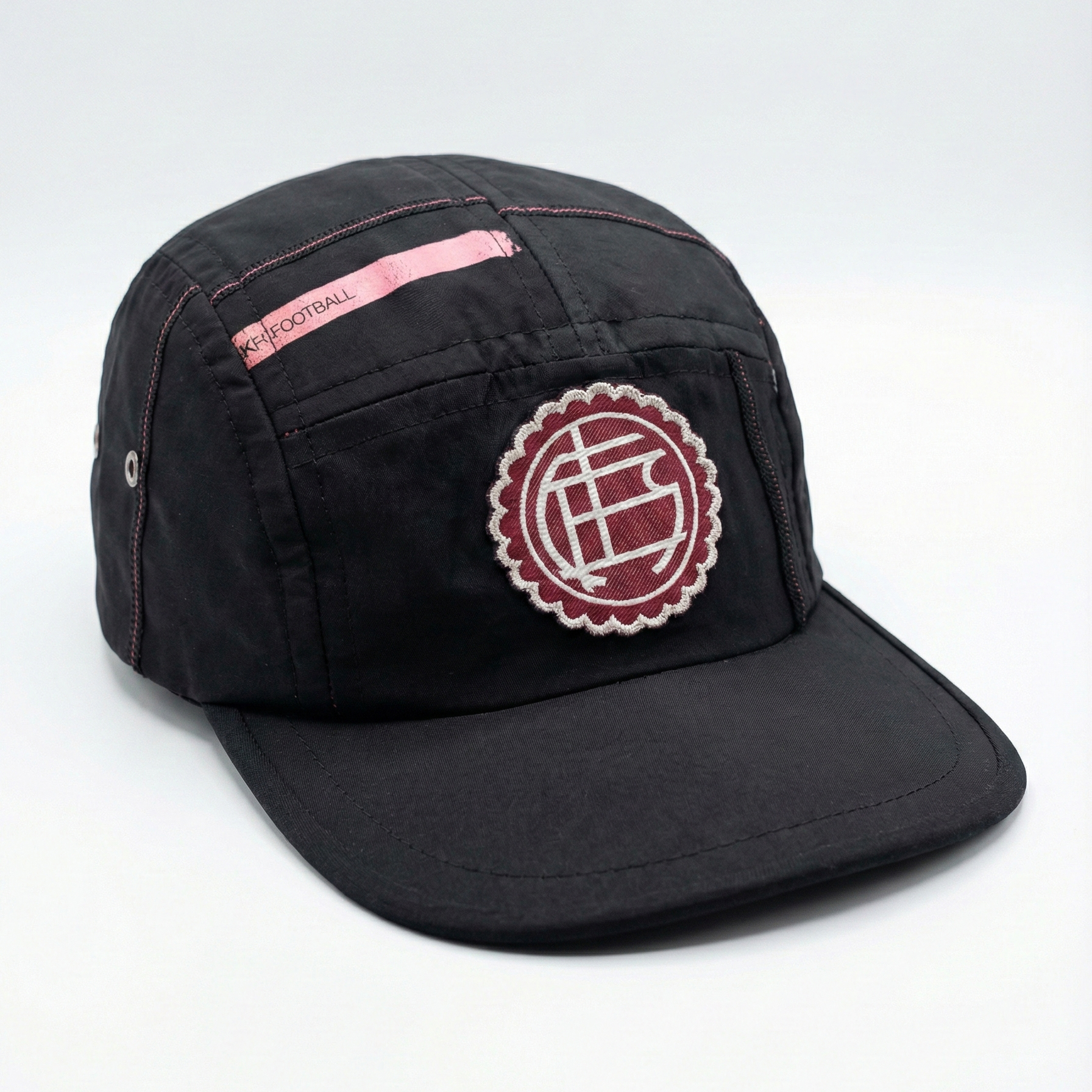 GORRA NEGRA ESCUDO - TBN x FUNDACIÓN